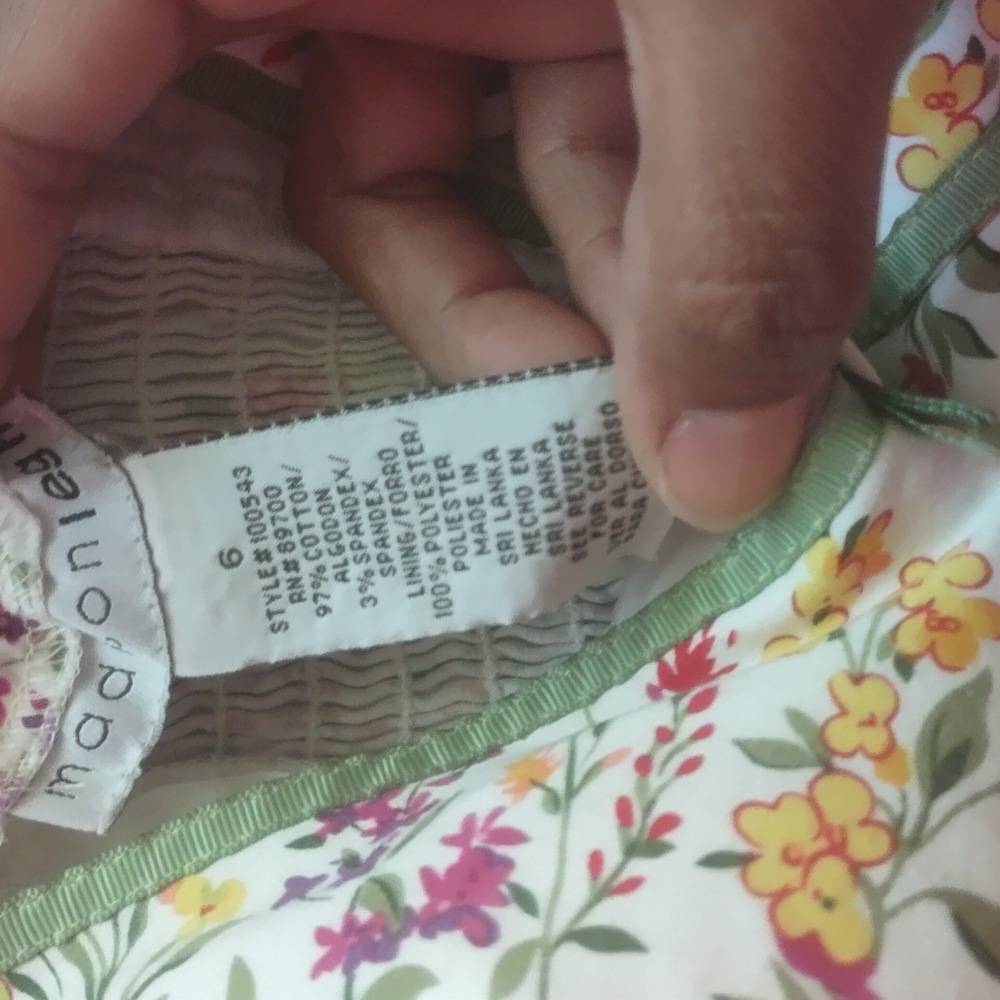 Women's size 6 floral print